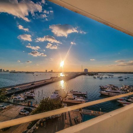Bayfront Apartment Breathtaking Views- One Bedroom W Balcony- Living Room -Free Parking Miami Beach Ngoại thất bức ảnh