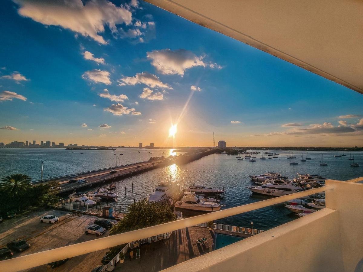 Bayfront Apartment Breathtaking Views- One Bedroom W Balcony- Living Room -Free Parking Miami Beach Ngoại thất bức ảnh