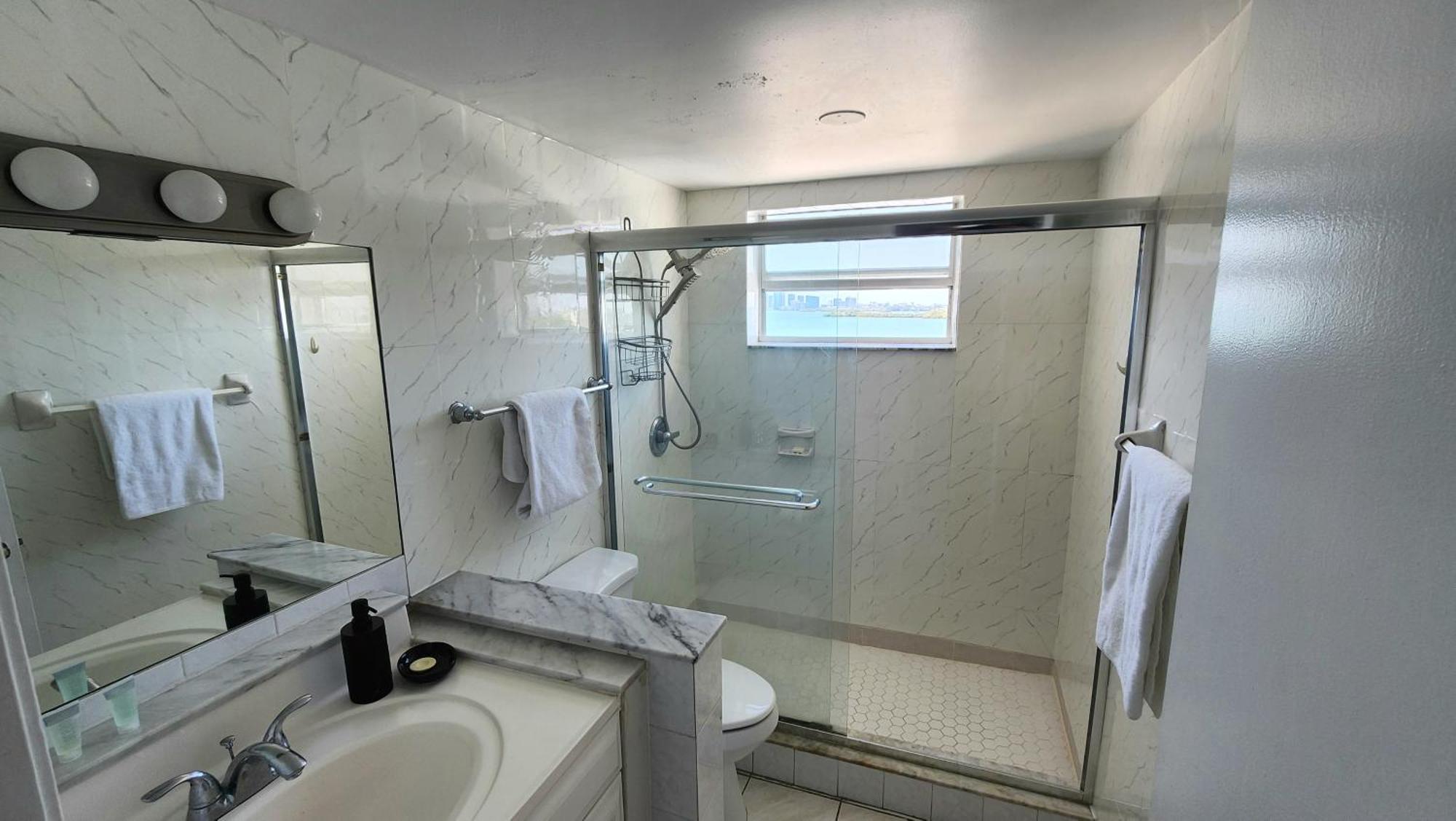 Bayfront Apartment Breathtaking Views- One Bedroom W Balcony- Living Room -Free Parking Miami Beach Ngoại thất bức ảnh